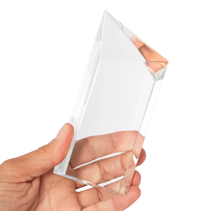 alt_-promocional_premio_acrilico_transparente_T800_5_mano1.webp