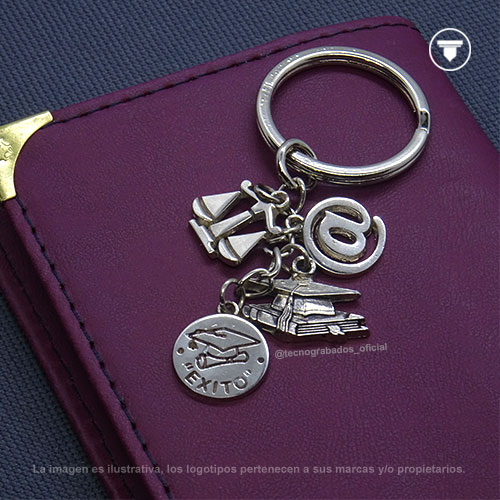 LLAVERO METALICO