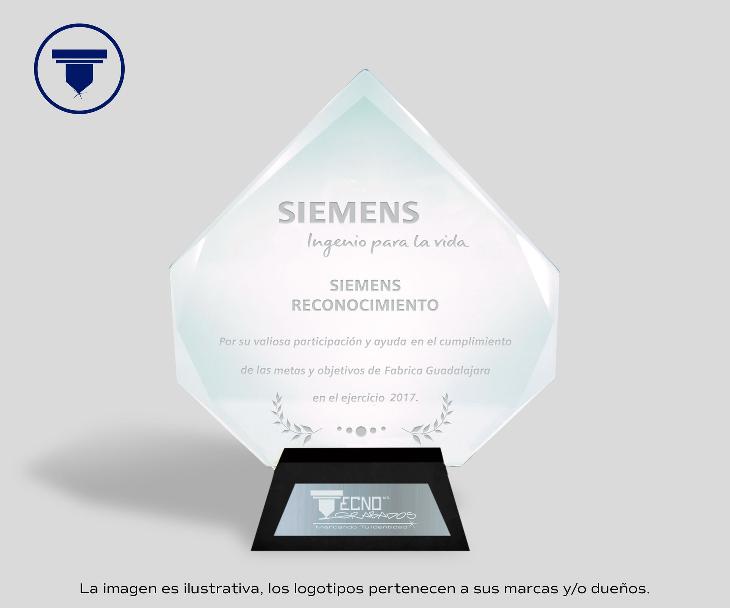 REC-30-JADE Reconocimiento Pirámide